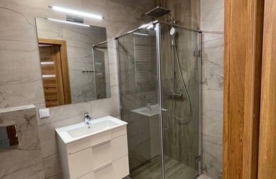 Alquiler de un moderno apartamento de 3 habitaciones, 52 m², Cracovia, Polonia